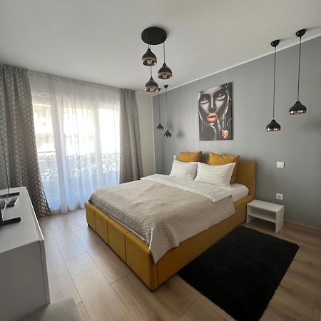 Qualis Apartament Brassó Kültér fotó