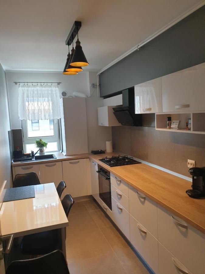 Qualis Apartament Brassó Kültér fotó
